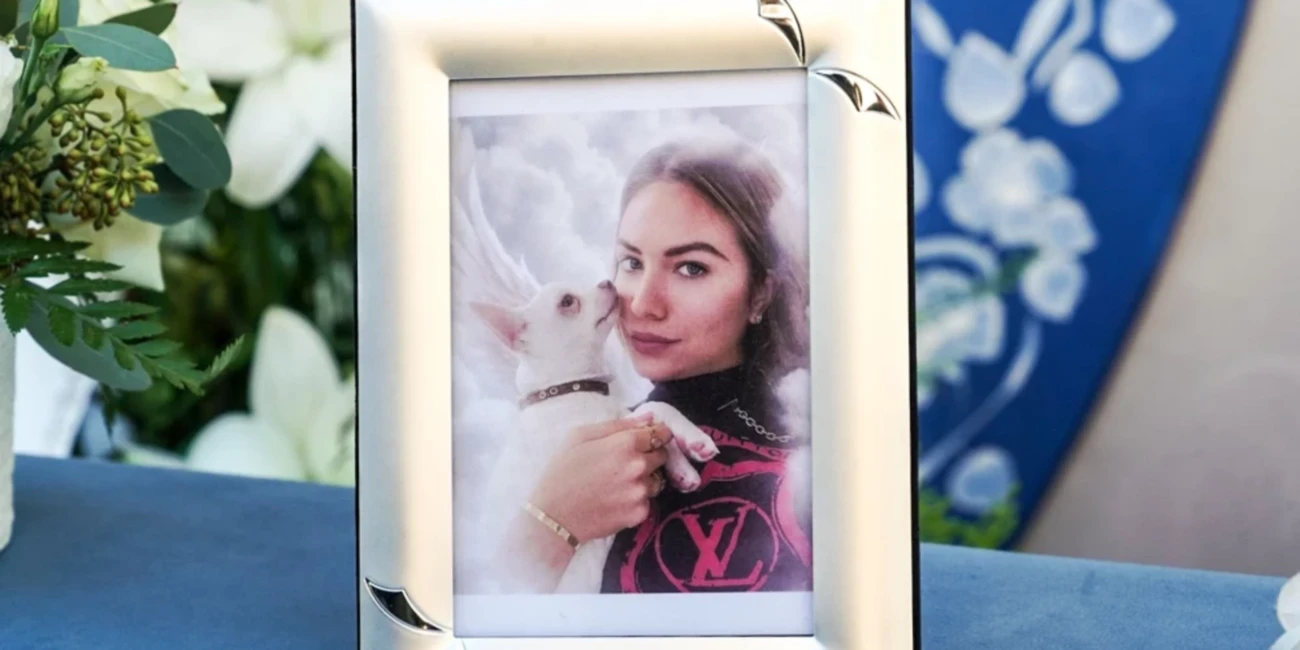 Itālija šokēta pēc modeles Pamelas Dženini līķa apgānīšanas kapsētā. Pērn viņas zvēriskā slepkavība satrieca sabiedrību