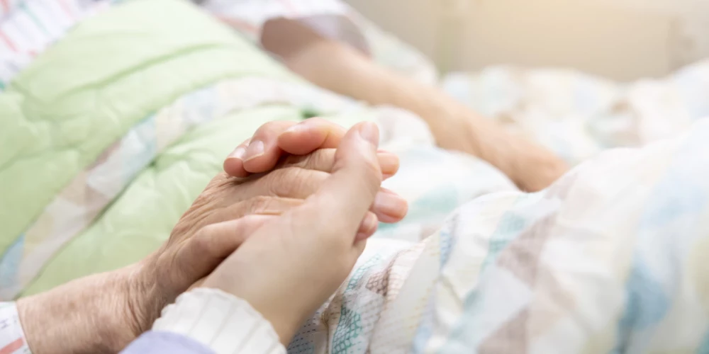 Lielbritānija Sper Vēsturisku Soli Ceļā uz Paaudzi Bez Dūmiem