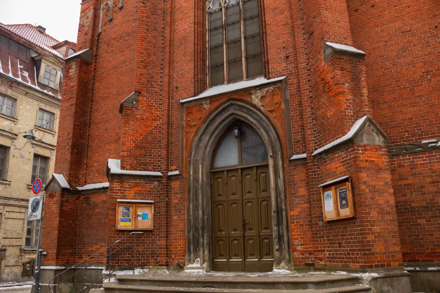 Pazudusi Anglikāņu baznīcas kaķenīte Grācija Rīgā: Lūgums sabiedrībai palīdzēt!