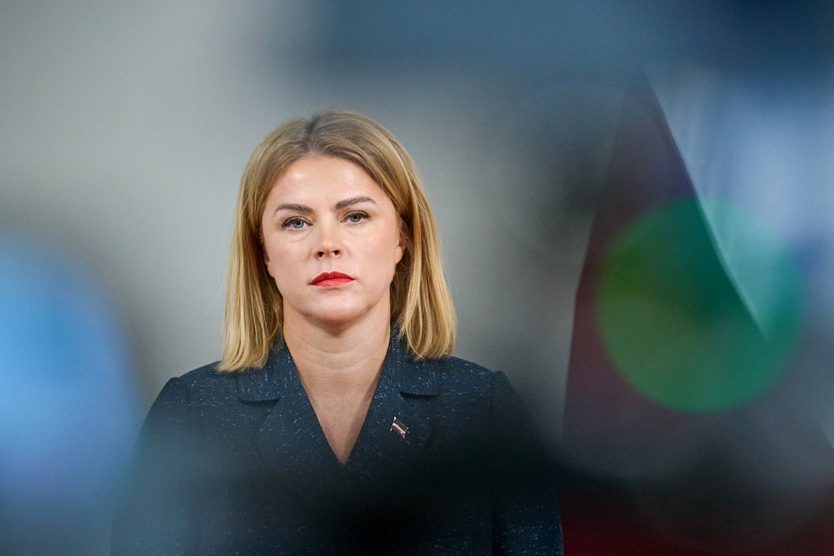 Evika Siliņa atklāj: Kāpēc vēlējās “Progresīvos” izņemt no Aizsardzības ministrijas?