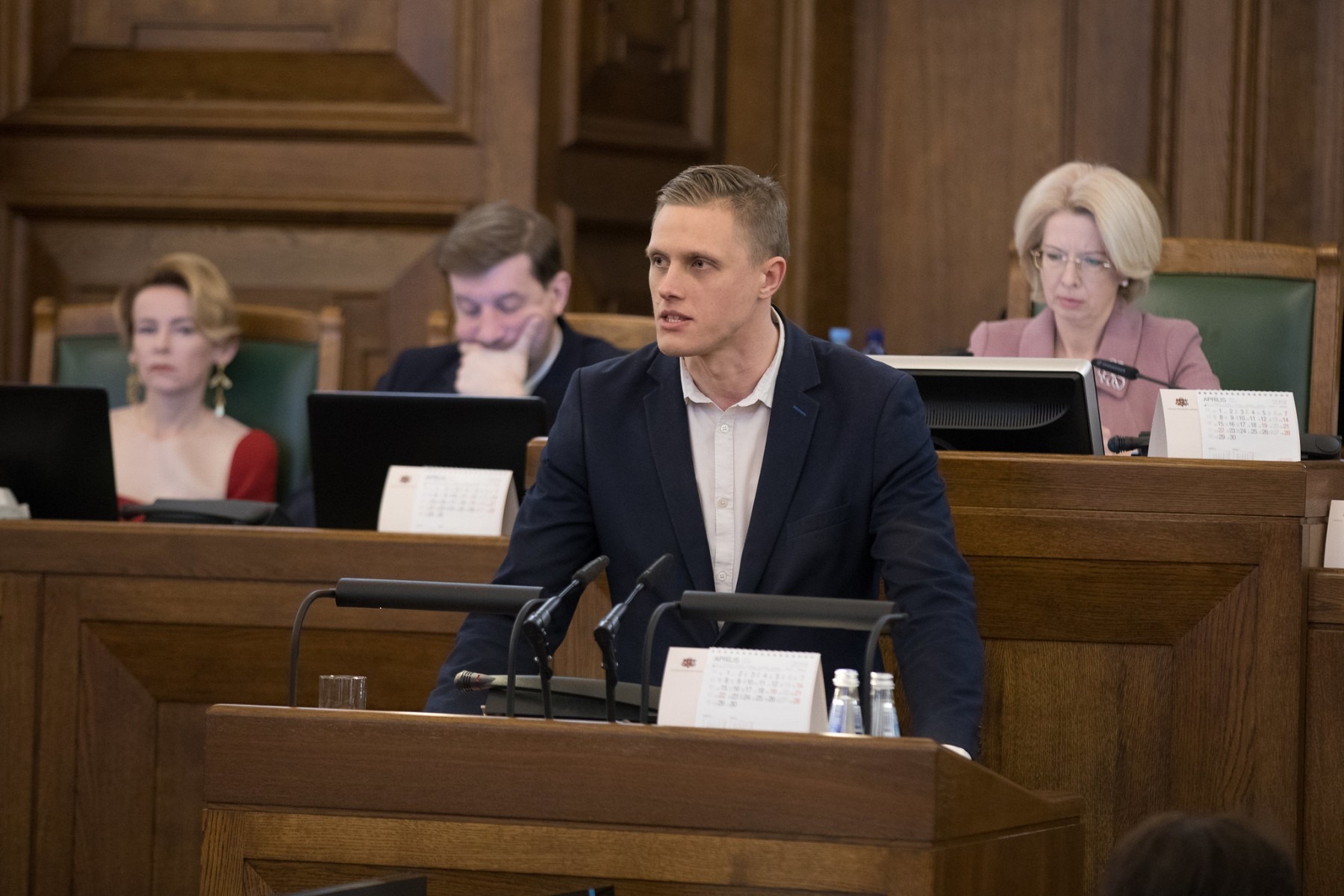 Jānis Dombrava: Valsts valoda kļūst par prioritāti Iekšlietu ministrijas iestādēs