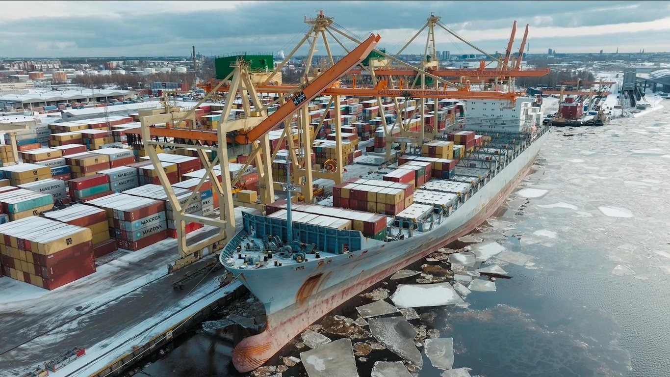 Rīgas ostā atklāts jauns tiešais konteinerpārvadājumu maršruts uz Portugāli: Iberia Baltic Express uzsāk darbību